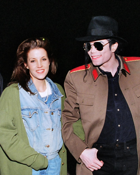Michael Jackson S Most Explosive Secrets To Be Exposed In Most Intimate Tell All Book Yet As Ex Wife Lisa Marie Presley Pens 4 Million Deal Irish